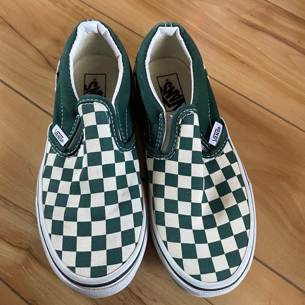 Youth size 1 Green Checkered Vans